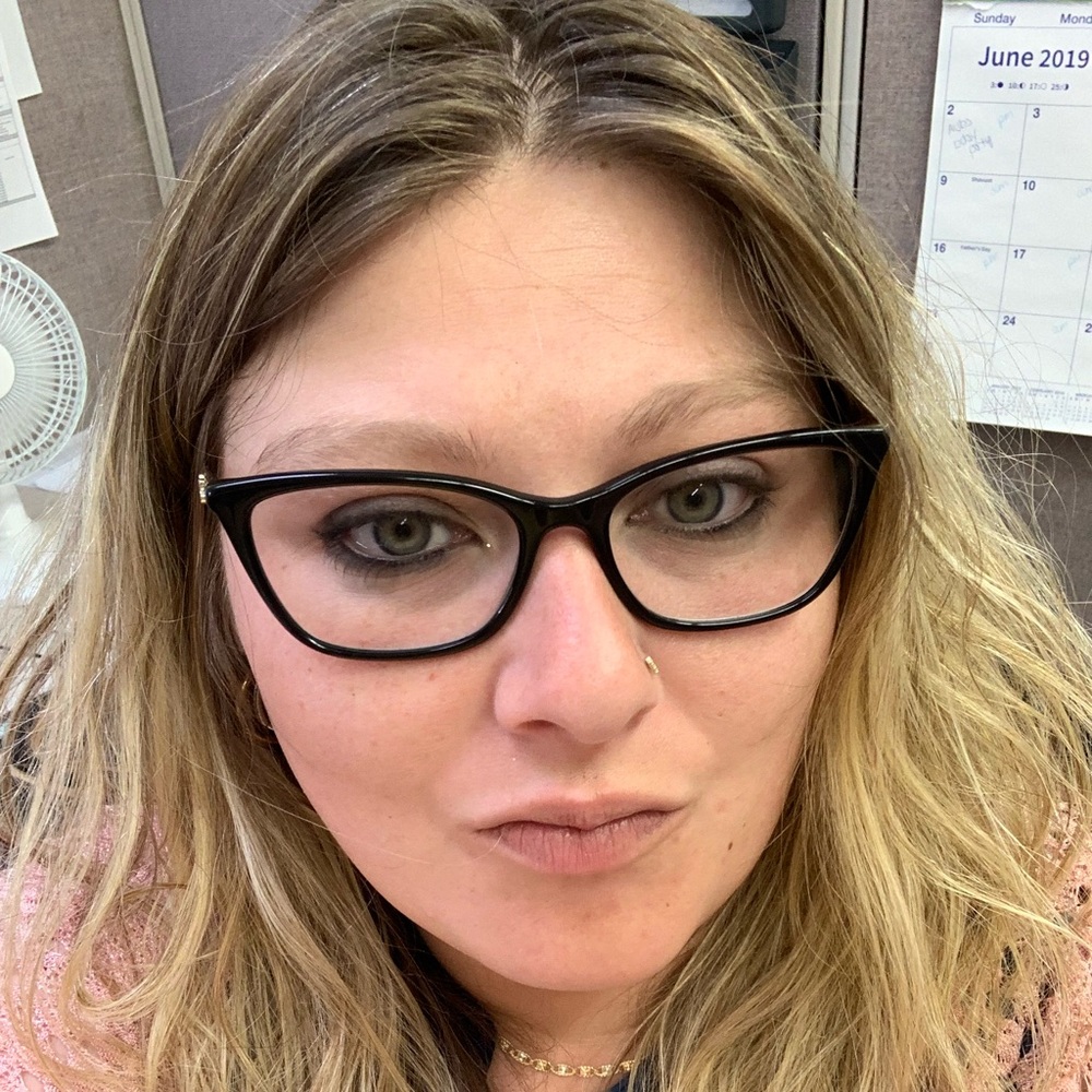 Meet your Posher, Jessica